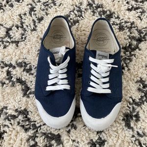 Navy Spring Court sneakers size 42